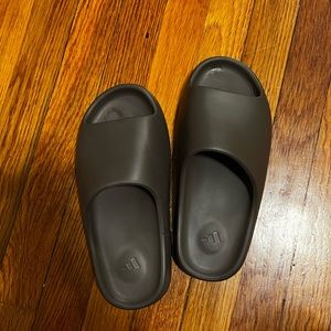 Soot Yeezy slides